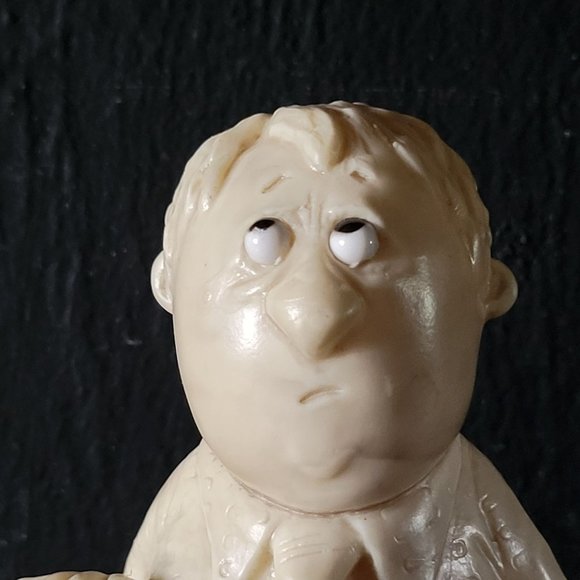 Vintage Russ Berries Resin Figure Work is a Four Letter Word c 1971 - Picture 2 of 7